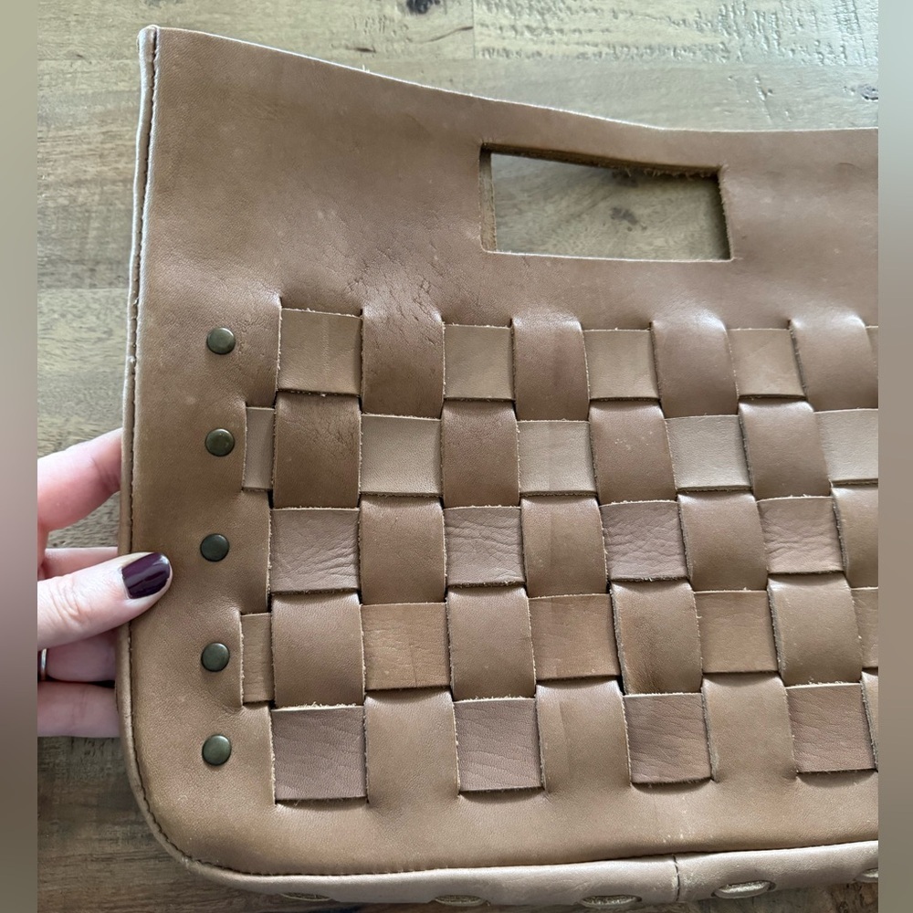 Vintage GAP leather basketweave clutch handbag - Picture 2 of 7